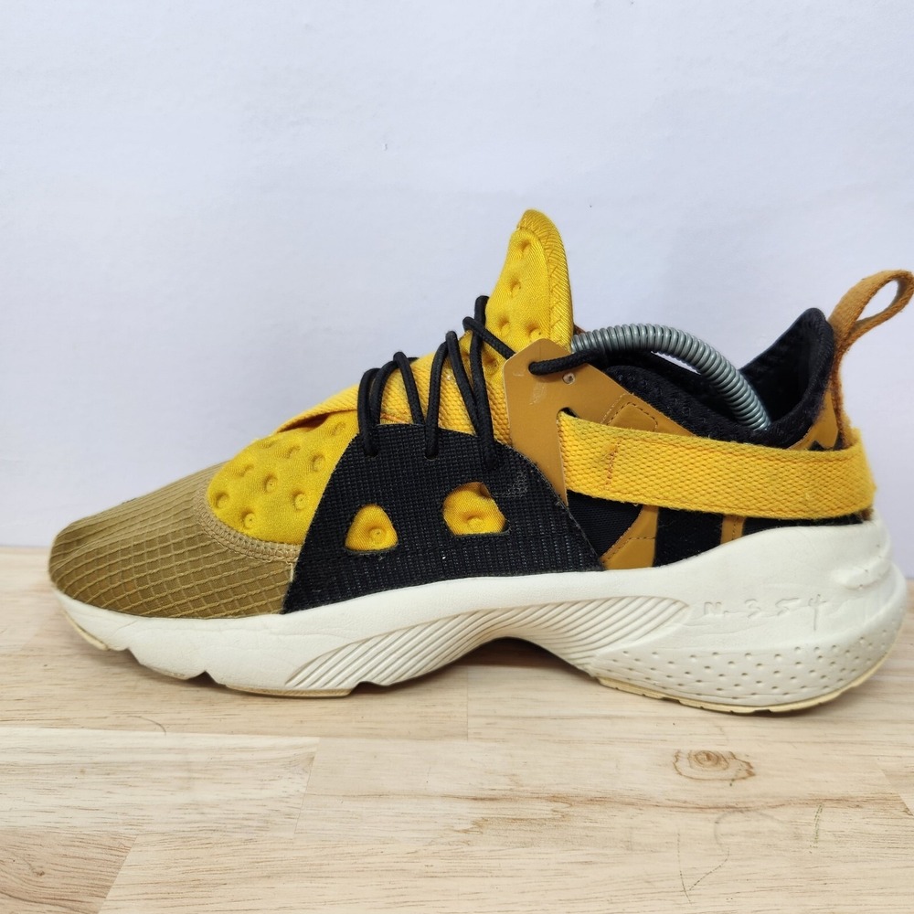 Nike Air Huarache Type Golden Mens Shoes Size 9 (BQ5102-700) - Picture 6 of 10